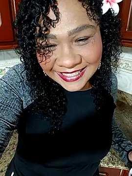 Kymy marquez online show from October 29, 9:03 pm