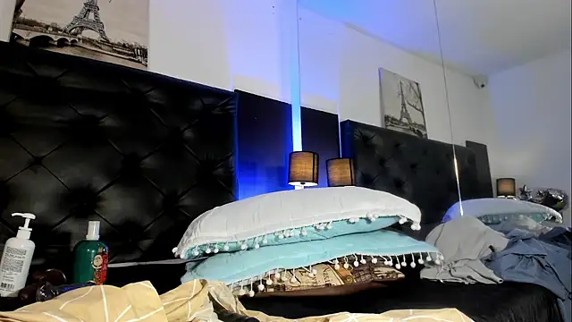 Kymy marquez online show from March 1, 7:25 pm