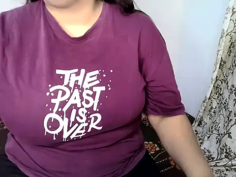 JP DELHI online show from April 6, 7:31 am