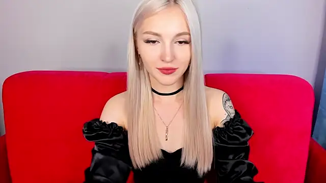 LisaFoxyMe online show from September 27, 8:31 am