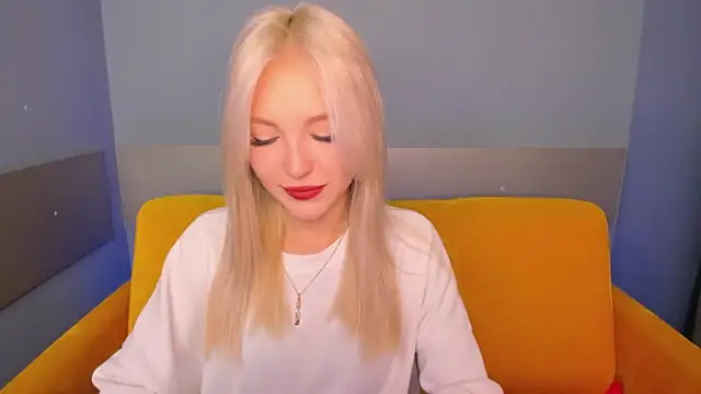 LisaFoxyMe online show from October 25, 2:55 am