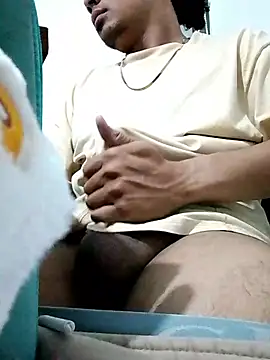 Snapshot of Alexxpowerx chatting on February 12, 8:14 am Alexxpowerx online show from February 12, 8:14 am