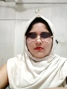 Nusrat-N online show from May 11, 2:45 pm