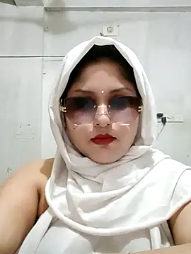 Nusrat-N online show from April 20, 3:46 pm