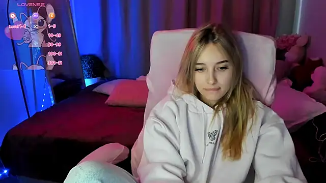 TaisiaHot online show from December 20, 9:01 am