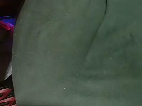 Snapshot of junior648@xh chatting on February 9, 11:14 pm junior648xh online show from February 9, 11:14 pm