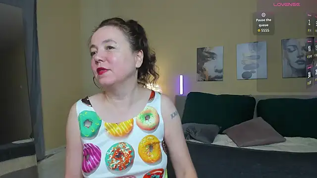 Kira Adler online show from April 13, 12:58 am