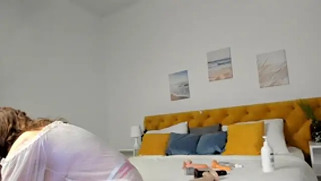 Kira Adler online show from November 29, 1:28 am