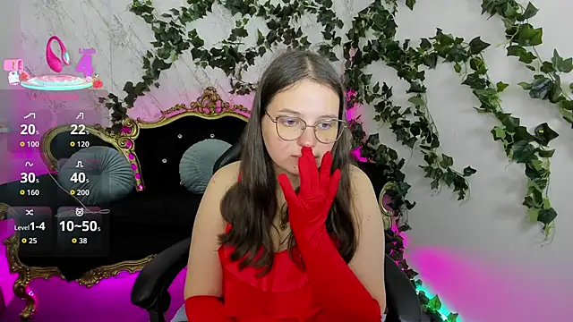SophieDreamss online show from September 29, 1:17 pm