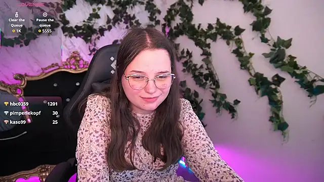 SophieDreamss online show from October 16, 1:58 am