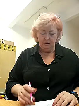 TerezaVelvet online show from October 13, 7:10 am