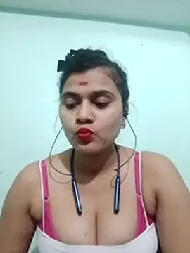 Kavya-Tiwari online show from December 16, 9:02 am