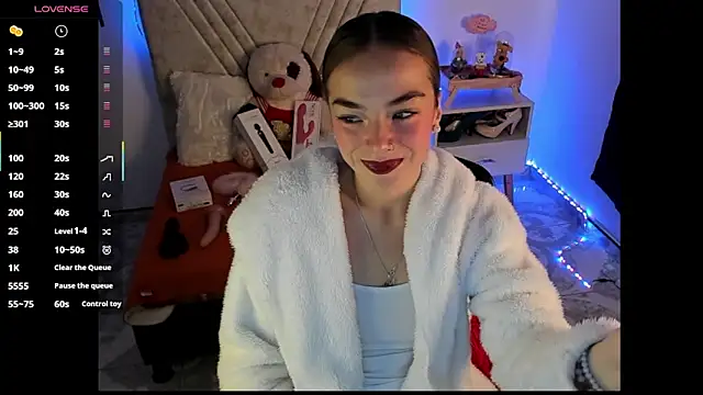 Mia Victoria22 online show from July 17, 4:37 pm