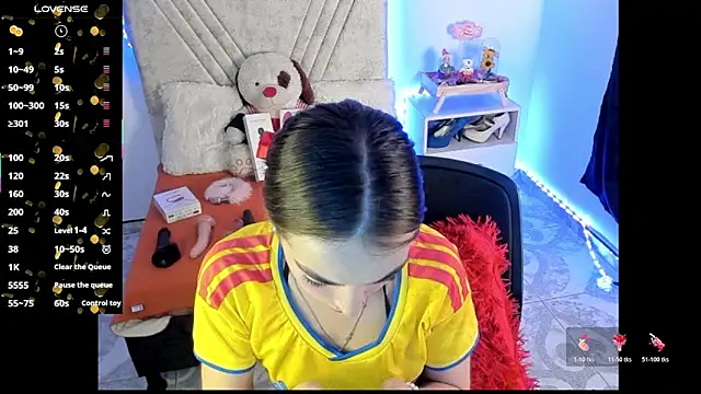 Mia Victoria22 online show from July 8, 3:45 pm