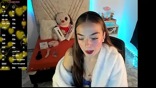 Mia Victoria22 online show from July 23, 2:20 am