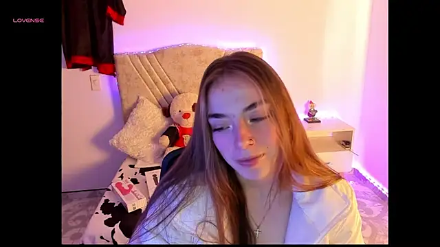 Mia Victoria22 online show from March 13, 1:49 pm