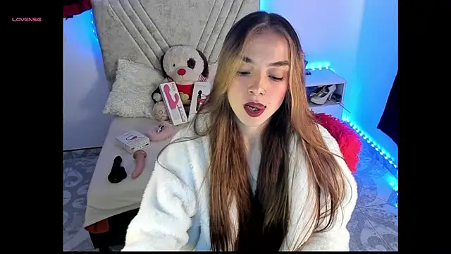 Mia Victoria22 online show from May 4, 3:26 pm
