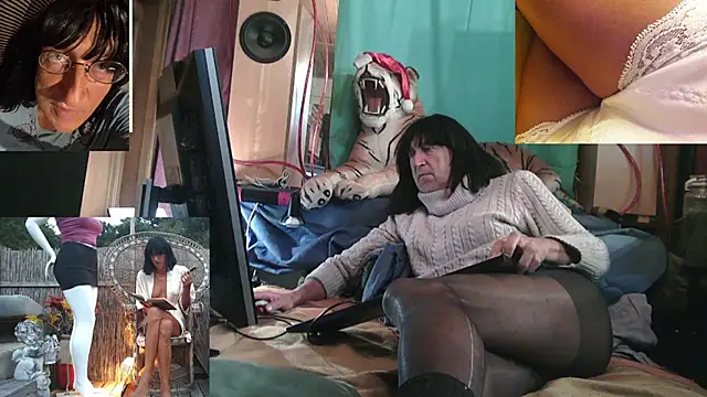 SissiDomination online show from December 3, 1:06 am