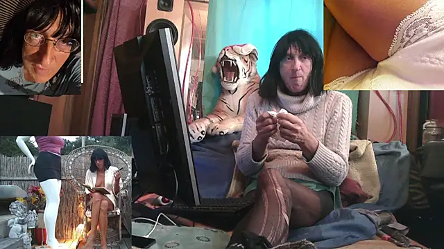 SissiDomination online show from December 14, 8:09 am