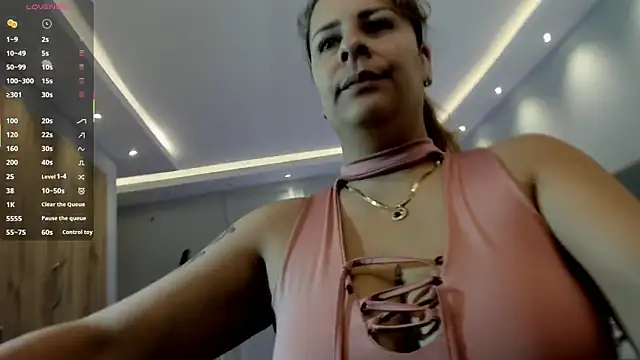 Snapshot of Scarley chatting on October 9, 11:44 am Scarley online show from October 9, 11:44 am