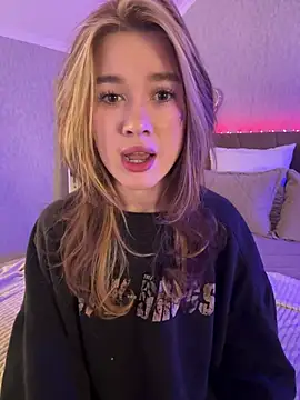 Marryme- online show from March 18, 1:35 pm