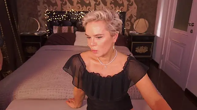 PleasureWeCouple online show from April 10, 5:58 am