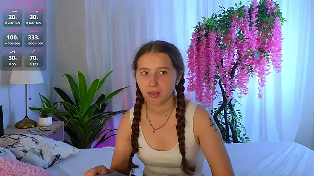 CatherineRichards online show from October 10, 8:04 am