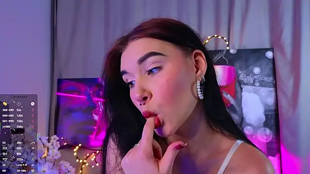 JenniferSullivan online show from January 7, 10:04 pm