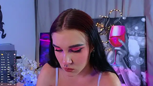 JenniferSullivan online show from January 9, 8:05 pm