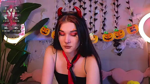 JenniferSullivan online show from October 31, 7:43 pm