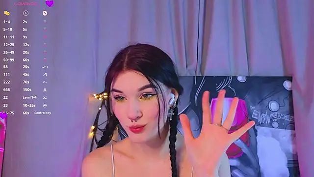 JenniferSullivan online show from November 16, 8:13 pm