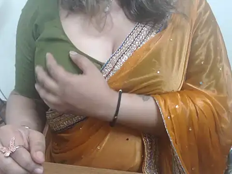 Mallu gowri indan online show from June 11, 3:42 pm