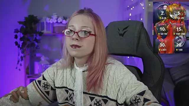 Snapshot of SakuraBliss chatting on November 3, 5:16 pm SakuraBliss online show from November 3, 5:16 pm