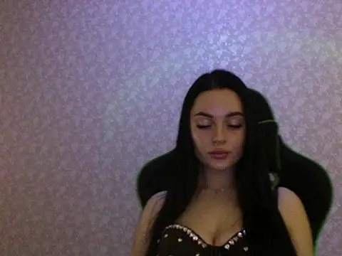 Snapshot of Lulii24 chatting on March 29, 1:07 am Lulii24 online show from March 29, 1:07 am