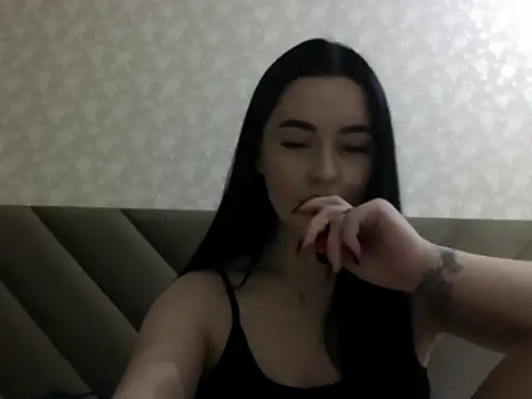 Snapshot of Lulii24 chatting on February 28, 11:59 pm Lulii24 online show from February 28, 11:59 pm
