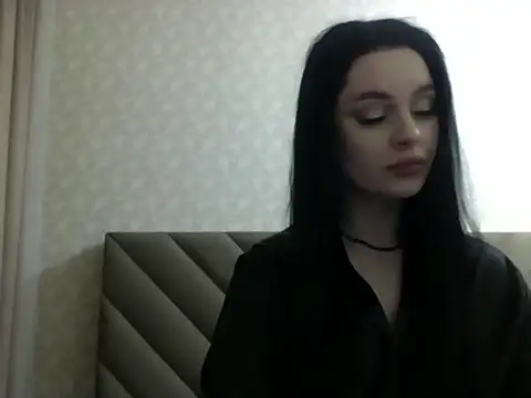 Snapshot of Lulii24 chatting on February 7, 12:18 am Lulii24 online show from February 7, 12:18 am