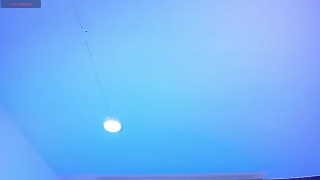 Snapshot of MadisonAnngel chatting on December 3, 8:19 pm MadisonAnngel online show from December 3, 8:19 pm