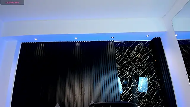 MadisonAnngel online show from February 14, 8:09 pm