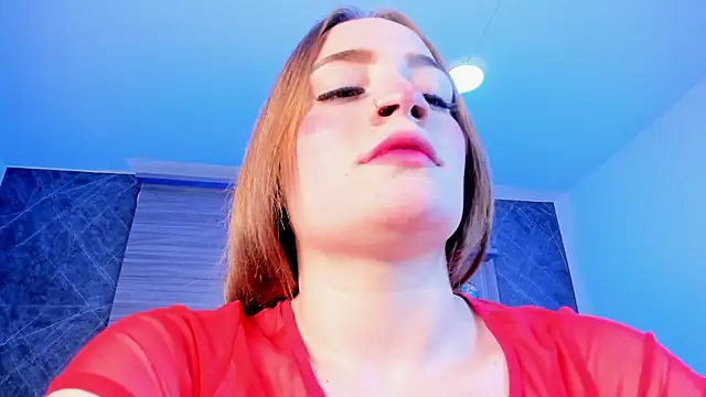 Snapshot of MadisonAnngel chatting on October 6, 8:31 pm MadisonAnngel online show from October 6, 8:31 pm