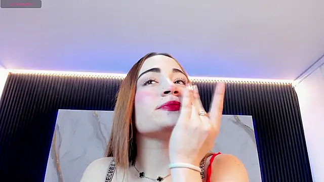 Snapshot of MadisonAnngel chatting on November 29, 8:53 pm MadisonAnngel online show from November 29, 8:53 pm