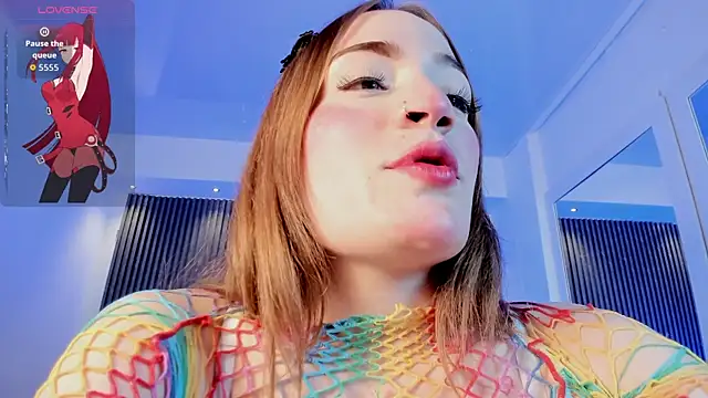 Snapshot of MadisonAnngel chatting on October 3, 8:32 pm MadisonAnngel online show from October 3, 8:32 pm