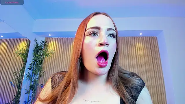 Snapshot of MadisonAnngel chatting on October 14, 6:30 pm MadisonAnngel online show from October 14, 6:30 pm