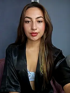 Snapshot of ChloeJoness_ chatting on November 11, 7:41 pm ChloeJoness online show from November 11, 7:41 pm