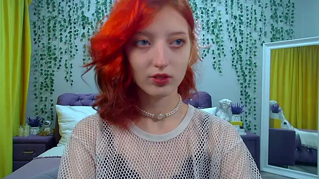 Snapshot of MistyMarlo chatting on October 16, 6:21 am MistyMarlo online show from October 16, 6:21 am