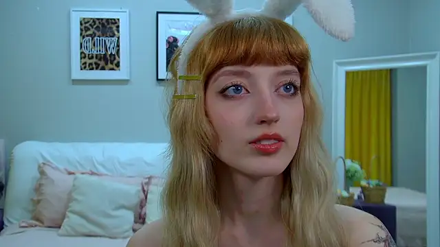 MistyMarlo online show from April 5, 6:25 pm