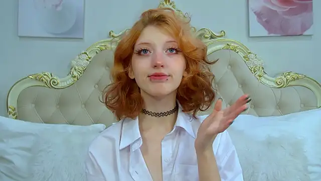 Snapshot of MistyMarlo chatting on September 17, 6:04 am MistyMarlo online show from September 17, 6:04 am