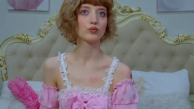 MistyMarlo online show from March 24, 5:35 pm