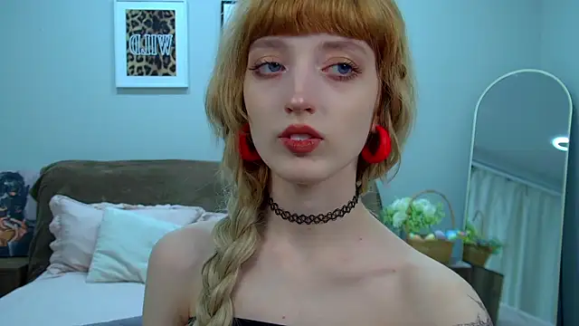 MistyMarlo online show from April 9, 6:15 am