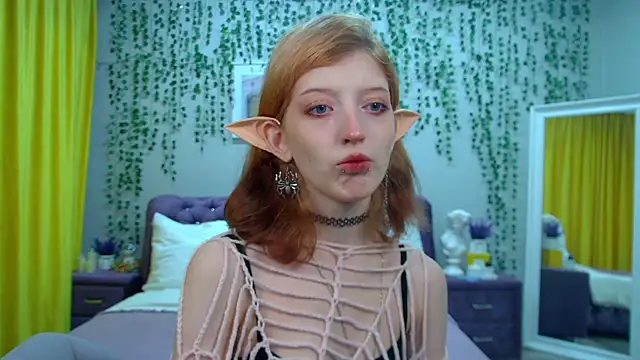 Snapshot of MistyMarlo chatting on October 6, 6:08 pm MistyMarlo online show from October 6, 6:08 pm