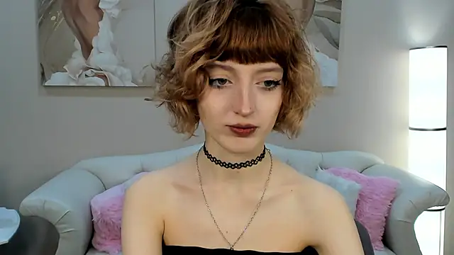 MistyMarlo online show from March 7, 6:24 pm